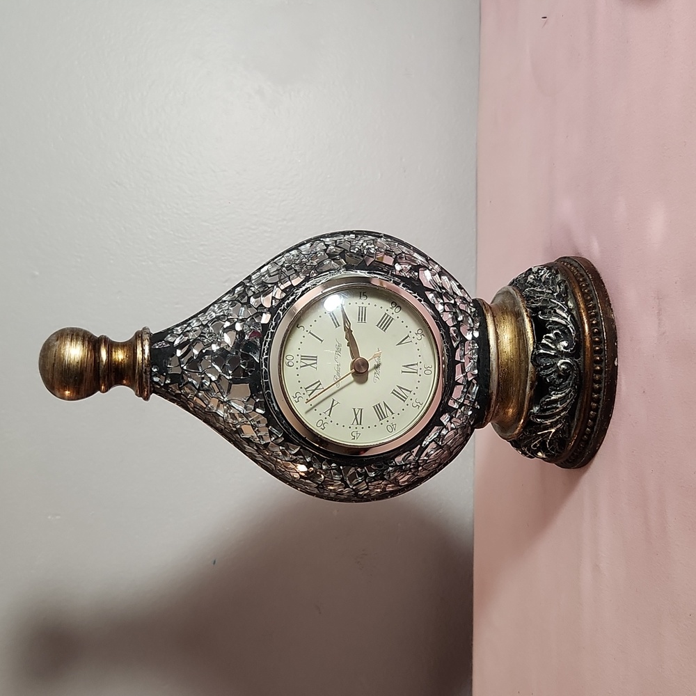 Richard ward desk clock